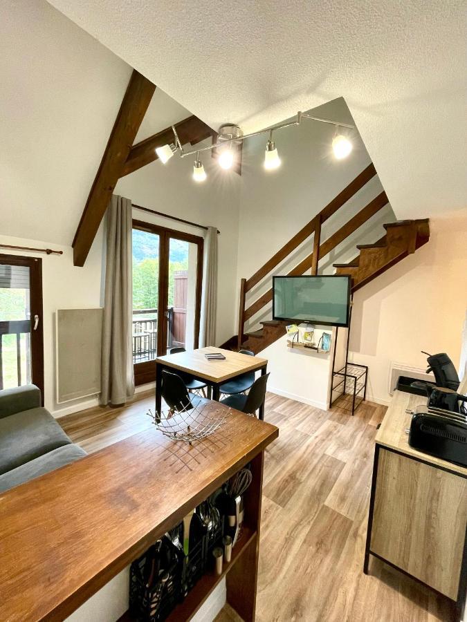 Duplex Du Pailhet, T3 Neuf, Vue Montagne, Parking, Navette Et 2 Velos A Disposition Gratuitement Bagneres-de-Luchon Екстер'єр фото
